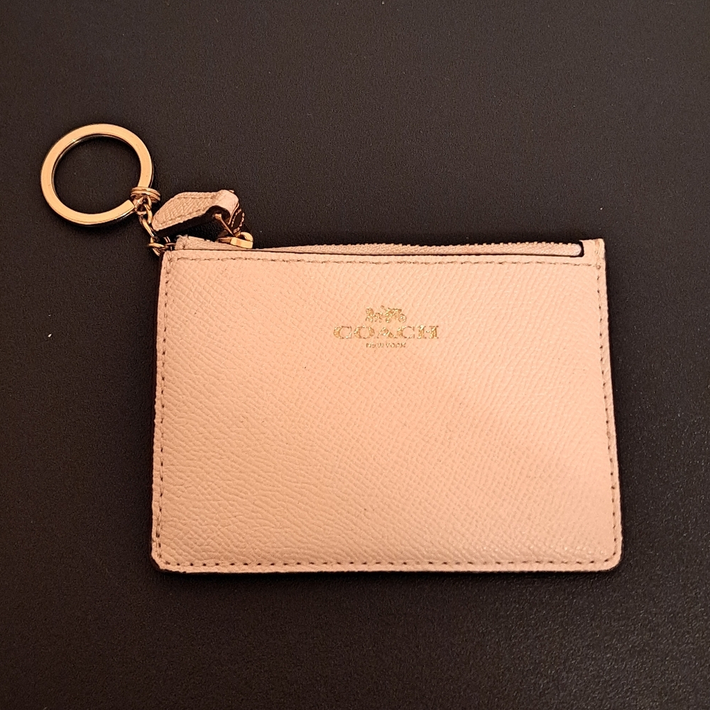 Coach Cream Leather Keychain zip Wallet, good preloved condition.
